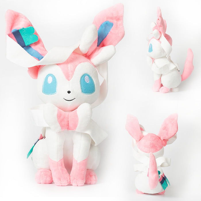 Plushbamse: Pokémon - Sittende Sylveon (30cm) - Gamingsjappa.no